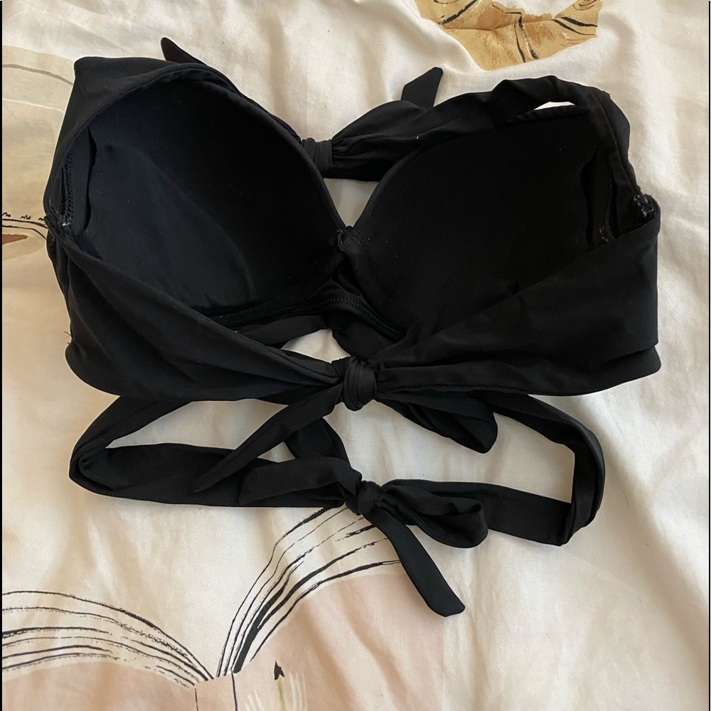 Victoria Secret bikini top 32D - Picture 4 of 6